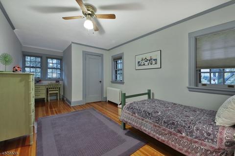 10 Sutherland Rd, Montclair, NJ 07042 photo 18