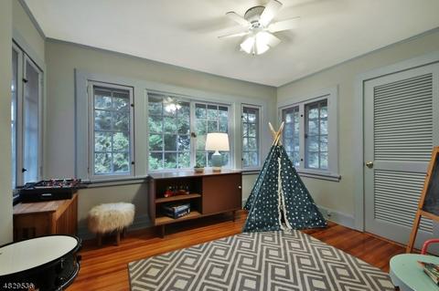 10 Sutherland Rd, Montclair, NJ 07042 photo 19