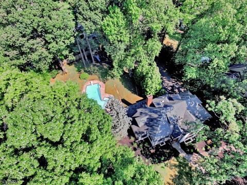 10 Sutherland Rd, Montclair, NJ 07042 photo 3