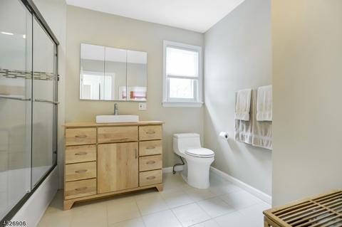 27 Undercliff Rd, Millburn, NJ 07041 photo 12