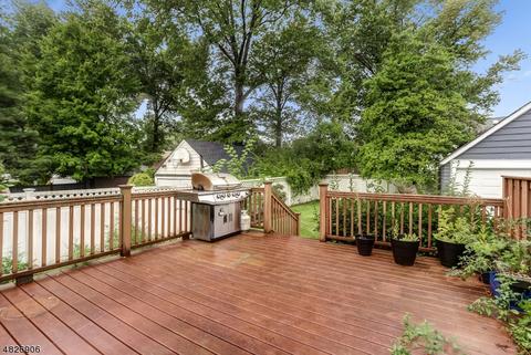 27 Undercliff Rd, Millburn, NJ 07041 photo 17