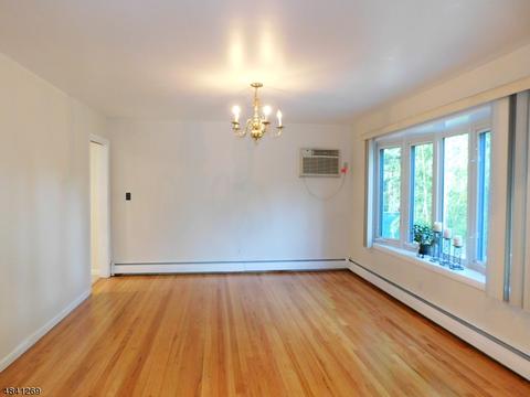 4 Belair Ter, Wayne, NJ 07470 photo 8