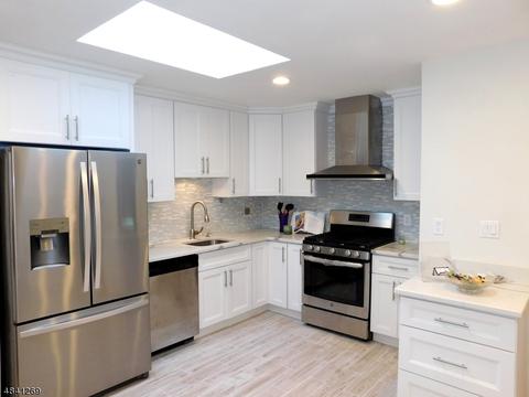 4 Belair Ter, Wayne, NJ 07470 photo 9