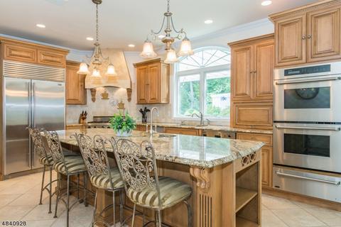 3 Thomas Rd, Kinnelon, NJ 07405 photo 3