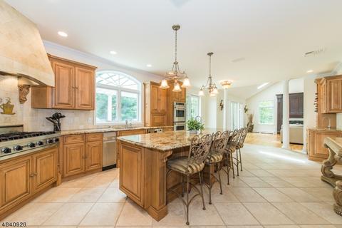 3 Thomas Rd, Kinnelon, NJ 07405 photo 4