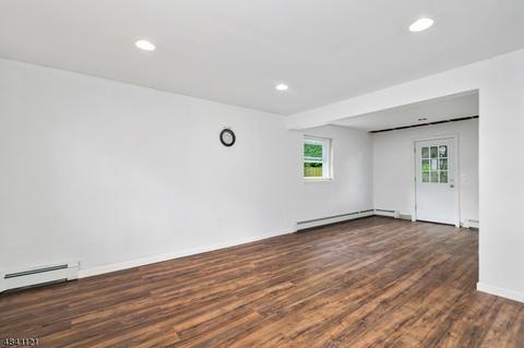 403 E Plane St, Hackettstown, NJ 07840 photo 5