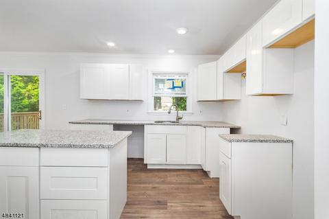 403 E Plane St, Hackettstown, NJ 07840 photo 12