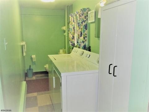 49 Mandon Dr, Wayne, NJ 07470 photo 11