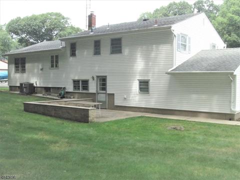 49 Mandon Dr, Wayne, NJ 07470 photo 12