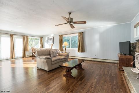 100 Blossom Rd, Hampton, NJ 08827 photo 8