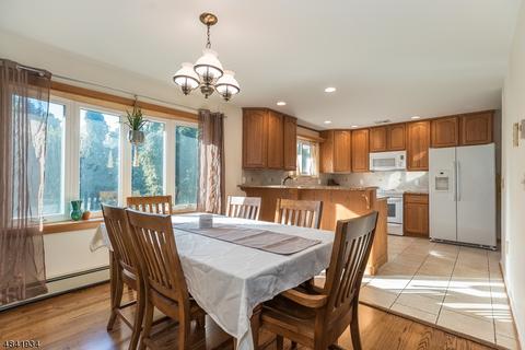 100 Blossom Rd, Hampton, NJ 08827 photo 4