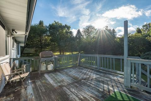 100 Blossom Rd, Hampton, NJ 08827 photo 14