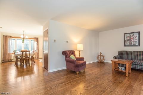 100 Blossom Rd, Hampton, NJ 08827 photo 2