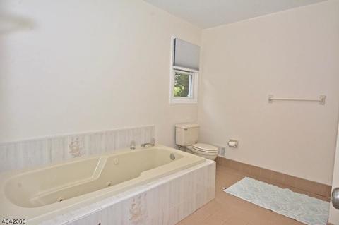 28 Studer Rd, Clinton, NJ 08809 photo 12