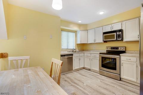 51 Ralph St, Wayne, NJ 07470 photo 5