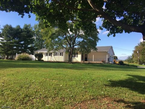 22 Hampton Corner Rd, Ringoes, NJ 08551 photo 3