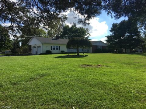 22 Hampton Corner Rd, Ringoes, NJ 08551 photo 1
