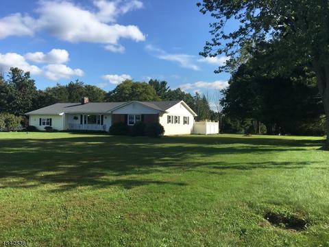 22 Hampton Corner Rd, Ringoes, NJ 08551 photo 2