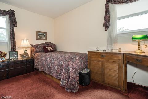 22 Clifford Dr, Wayne, NJ 07470 photo 18