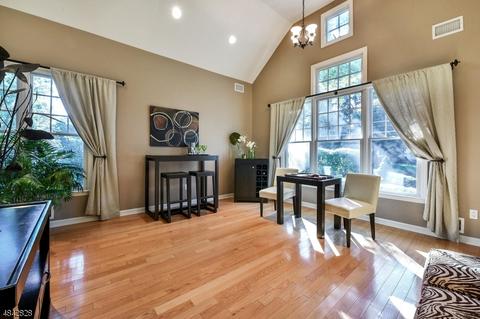 492 Pines Lake Dr, Wayne, NJ 07470 photo 14