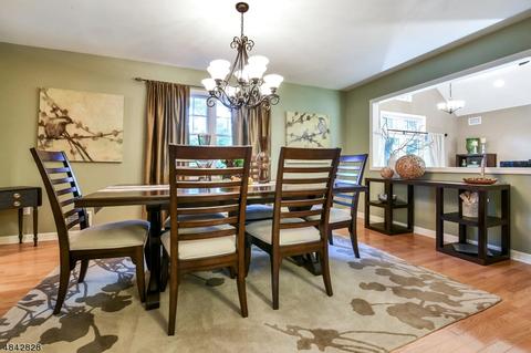 492 Pines Lake Dr, Wayne, NJ 07470 photo 7