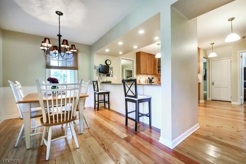492 Pines Lake Dr, Wayne, NJ 07470 photo 11