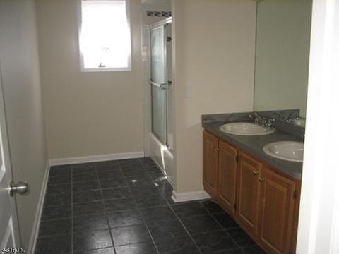 5 Dardale Ter, Haskell, NJ 07420 photo 8