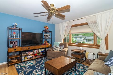 27 Downstream Dr, Mount Olive Twp., NJ 07836 photo 5