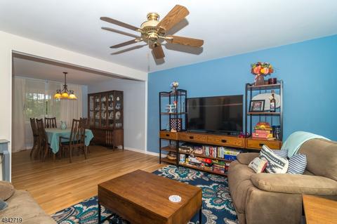 27 Downstream Dr, Mount Olive Twp., NJ 07836 photo 4