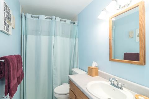 27 Downstream Dr, Mount Olive Twp., NJ 07836 photo 13