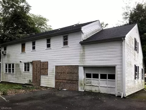 4 Warwick Rd, Summit, NJ 07901 photo 2