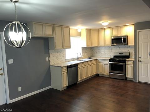 530 E 6th St, Plainfield, NJ 07060 photo 3