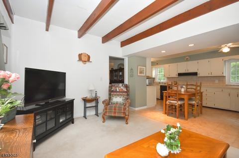 40 Hillside Ter, Wayne, NJ 07470 photo 5
