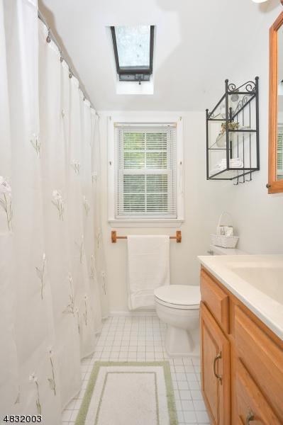 40 Hillside Ter, Wayne, NJ 07470 photo 13