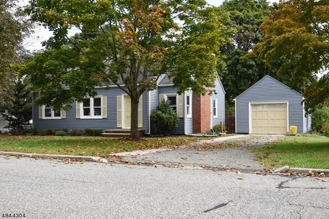 610 E Prospect St, Hackettstown, NJ 07840 photo 1