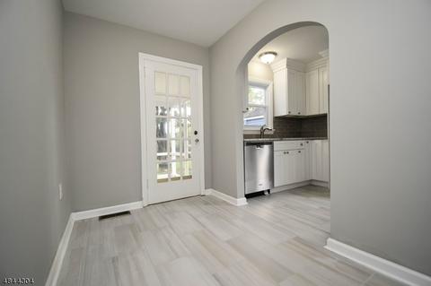 610 E Prospect St, Hackettstown, NJ 07840 photo 11