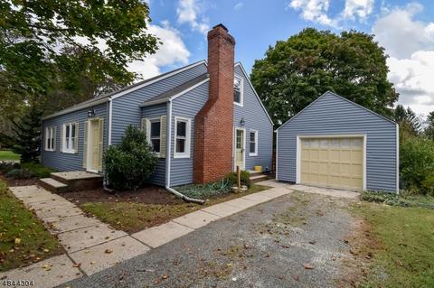 610 E Prospect St, Hackettstown, NJ 07840 photo 3