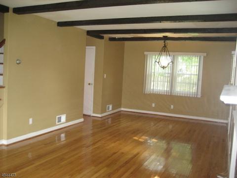 164 Willow Ave Ext, North Plainfield, NJ 07063 photo 4