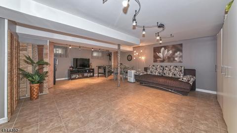 237 Garside Ave, Wayne, NJ 07470 photo 19