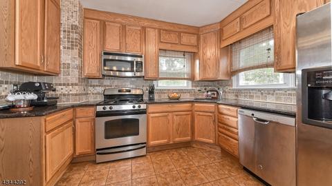 237 Garside Ave, Wayne, NJ 07470 photo 10