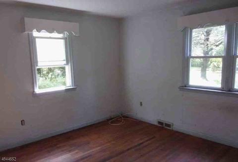 9 E Front St, Washington Twp., NJ 07882 photo 5