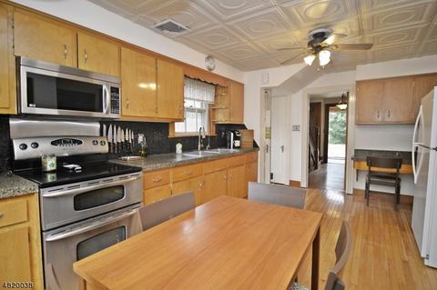 501 E Prospect St, Hackettstown, NJ 07840 photo 5