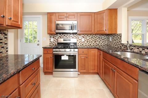 30 Deerfield Rd, Wayne, NJ 07470 photo 15