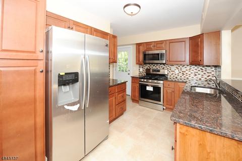 30 Deerfield Rd, Wayne, NJ 07470 photo 13