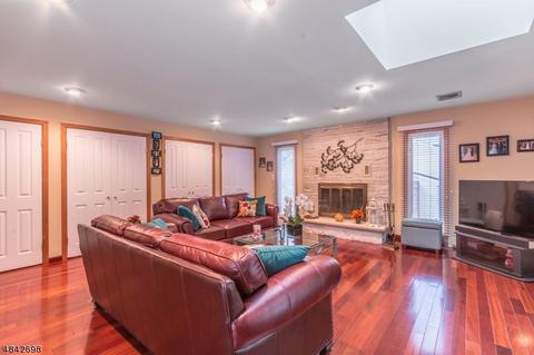 19 Torbet Dr, Wayne, NJ 07470 photo 18