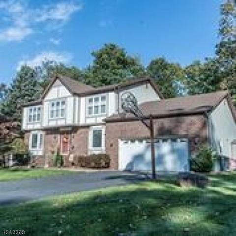 19 Torbet Dr, Wayne, NJ 07470 photo 2