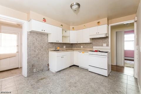 151 E Madison Ave, Dumont, NJ 07628 photo 14