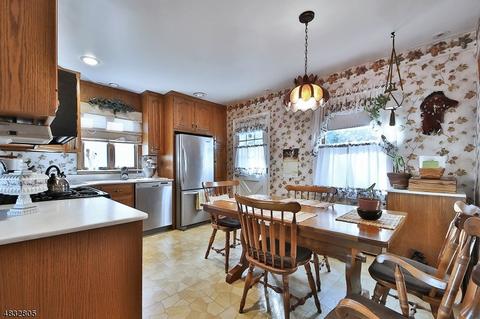 13 Alexander Ave, Wanaque Boro, NJ 07420 photo 5