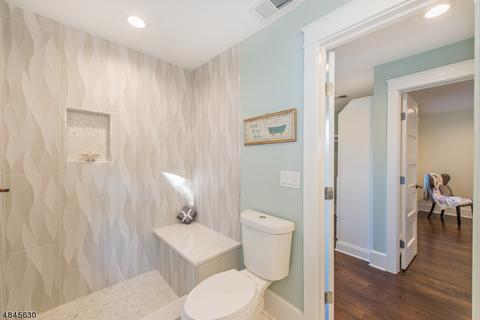 6 Cedar Ave, Montclair, NJ 07042 photo 18
