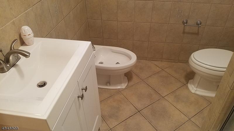  164 Hudson Ave, Ridgefield Park, NJ 07660 photo 9